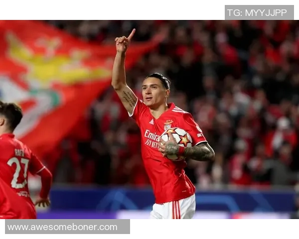 英超激战：拜仁与本菲卡战平绝杀瞬间引发转会热议与球迷狂欢