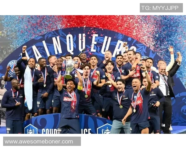 欧联杯精彩对决巴黎圣日耳曼逆转利物浦帽子戏法引爆全场激情