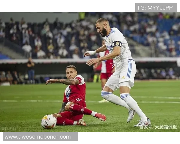 中超经典对决皇马逆转AC米兰帽子戏法点燃全场激情