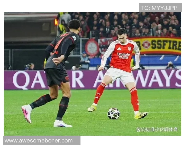 意甲焦点战波尔图与阿森纳战平乌龙球引发争议判罚全场沸腾